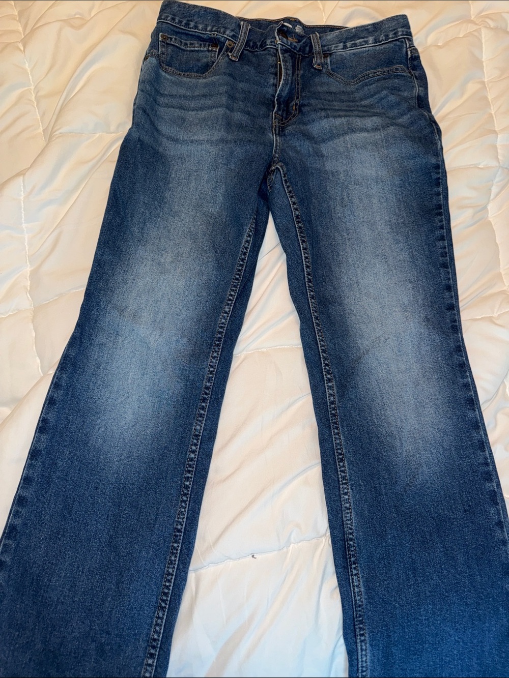 Men’s - Old Navy - 32 x 30 - boot cut Jeans - built in flex - tough